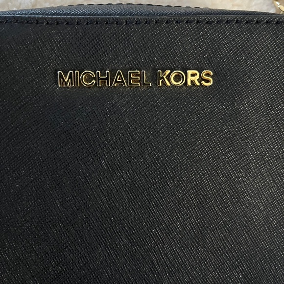 Michael Kors Purse - Picture 3 of 13